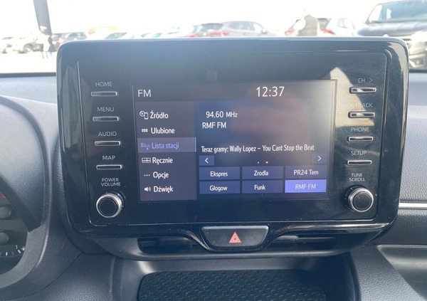 Toyota Yaris cena 68900 przebieg: 66604, rok produkcji 2022 z Raszków małe 232